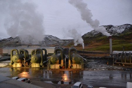 Iceland, Power station