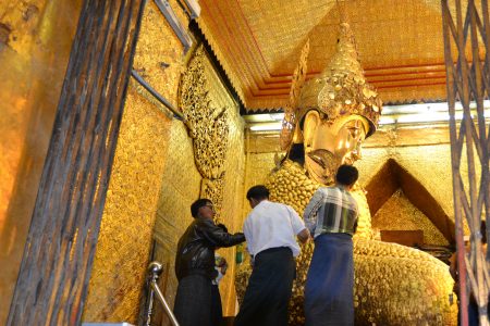 Mahamuni Buddha Temple 5