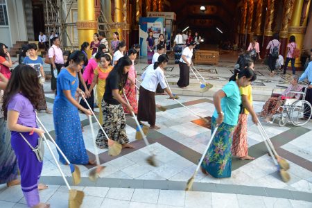 Shwedagon Pagoda 55