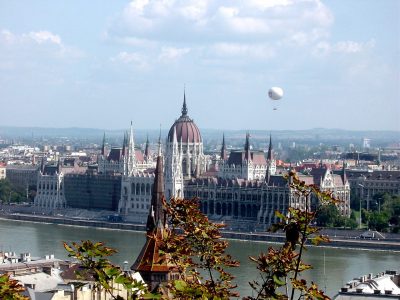 Baloon over the Parlament Building 1